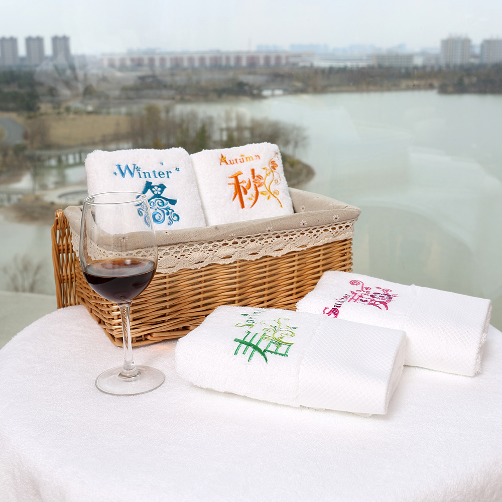 Luxury Hotel Home Customized Super Sof Bath Towel in Chinese Vac